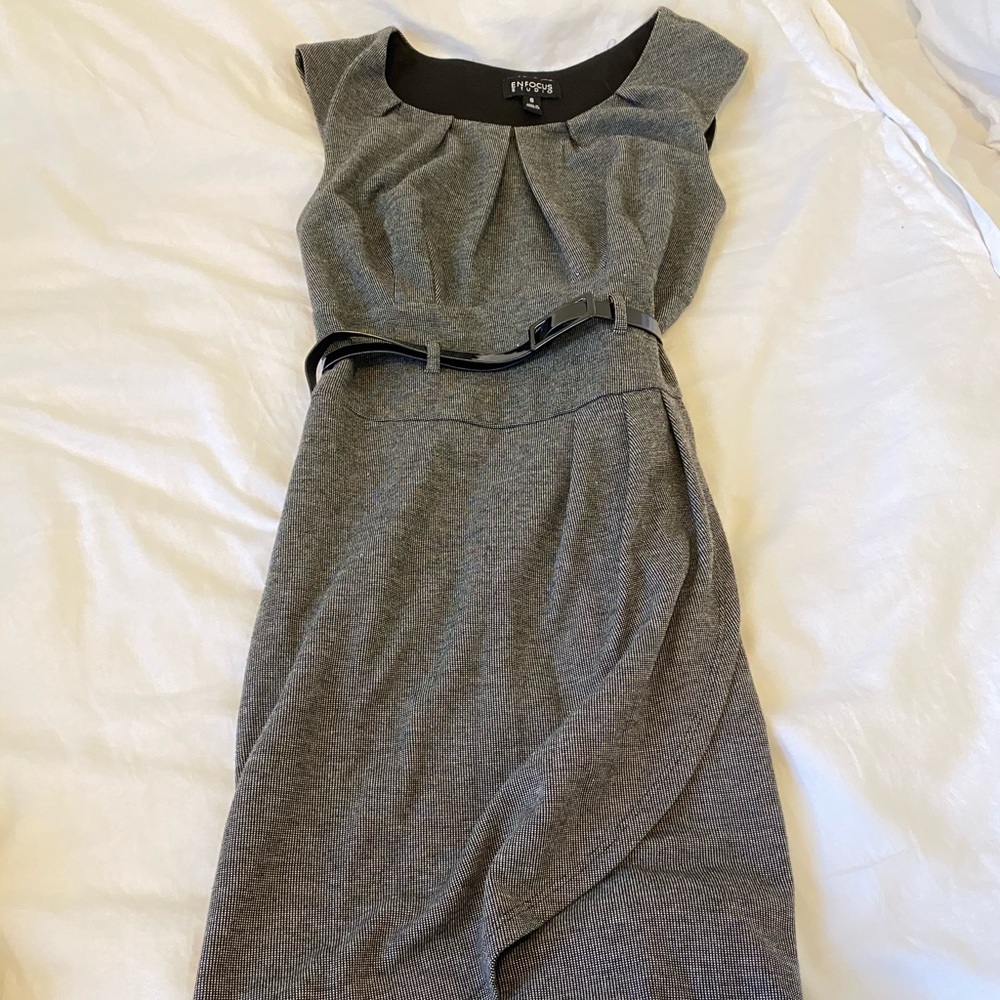Cute work dress!